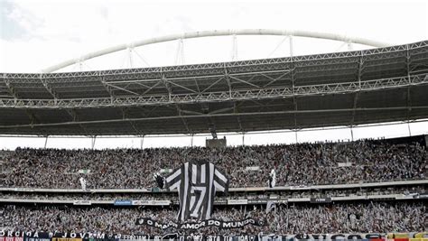 quantos ingressos foram vendidos para o jogo do botafogo amanhã